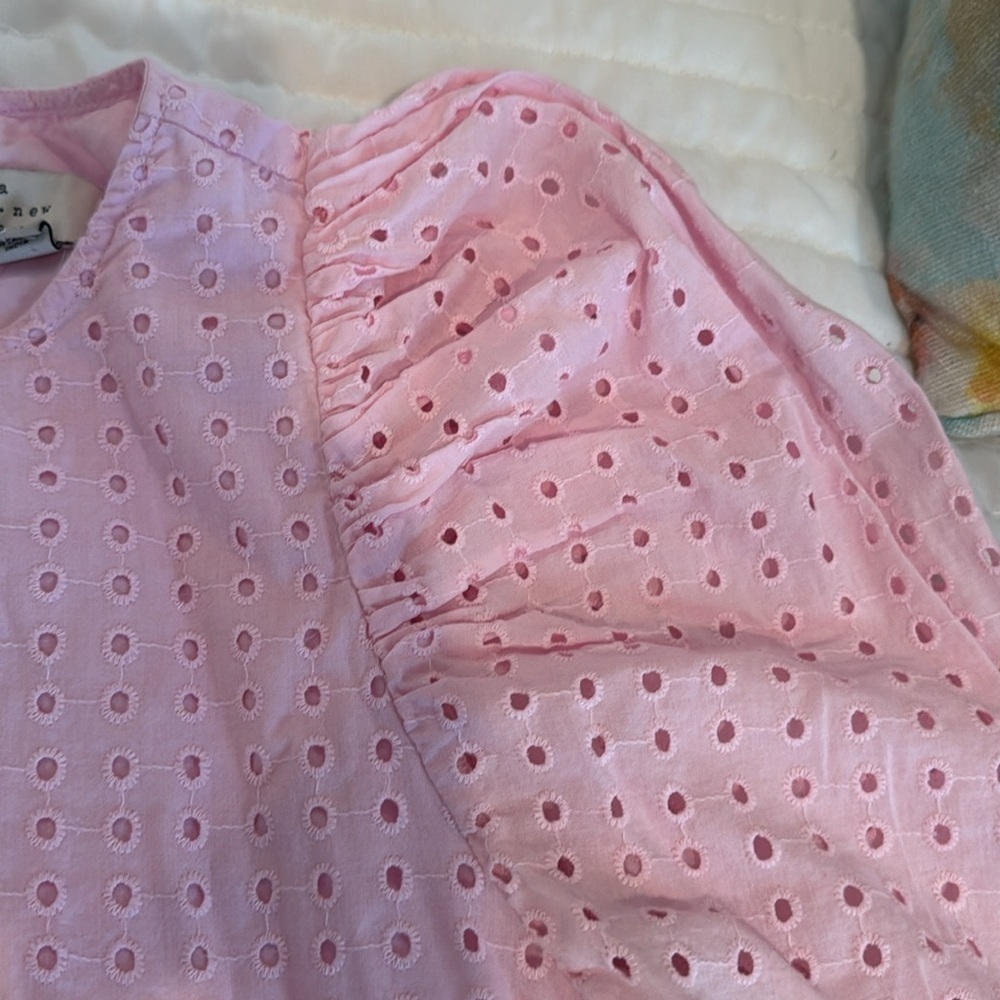 Pink top - Picture 5 of 7